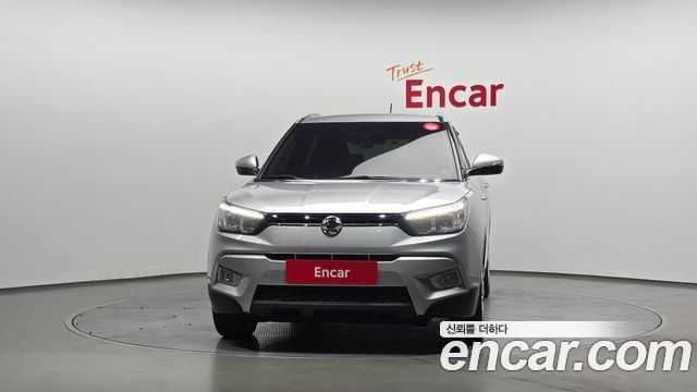 KG Mobility (SsangYong) Tivoli LX 2WD DLX 2015 — фото 3
