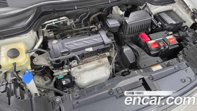 KG Mobility (SsangYong) Tivoli LX 2WD DLX 2015 — фото 6