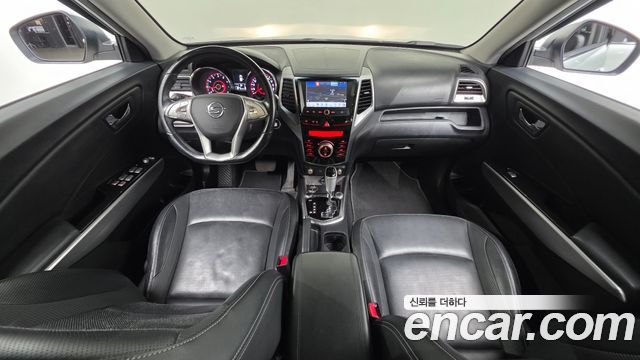 KG Mobility (SsangYong) Tivoli LX 2WD DLX 2015 — фото 7