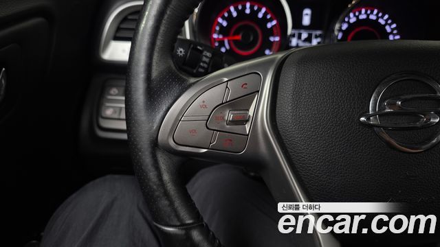KG Mobility (SsangYong) Tivoli LX 2WD DLX 2015 — фото 17
