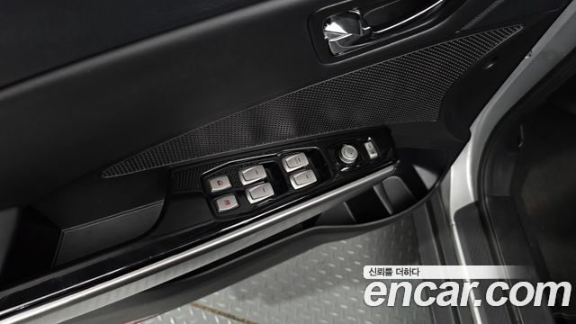 KG Mobility (SsangYong) Tivoli LX 2WD DLX 2015 — фото 35