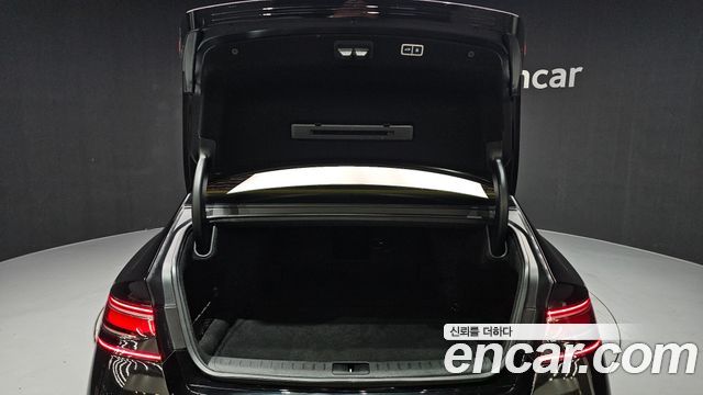Genesis G90 (RS4) Gasoline 3.5 Turbo AWD 2023 — фото 15