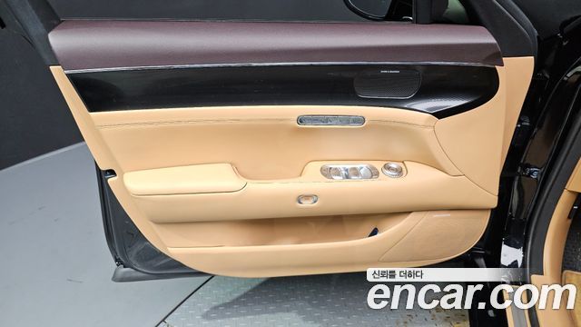 Genesis G90 (RS4) Gasoline 3.5 Turbo AWD 2023 — фото 24