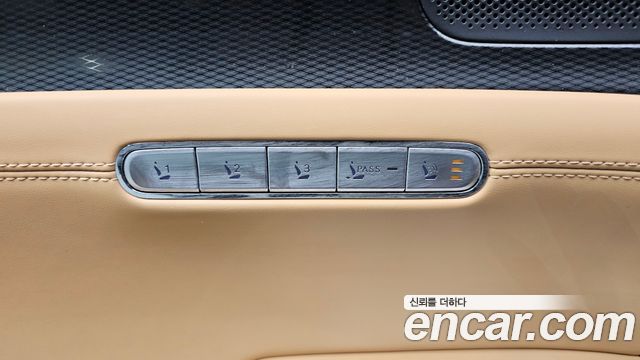Genesis G90 (RS4) Gasoline 3.5 Turbo AWD 2023 — фото 29