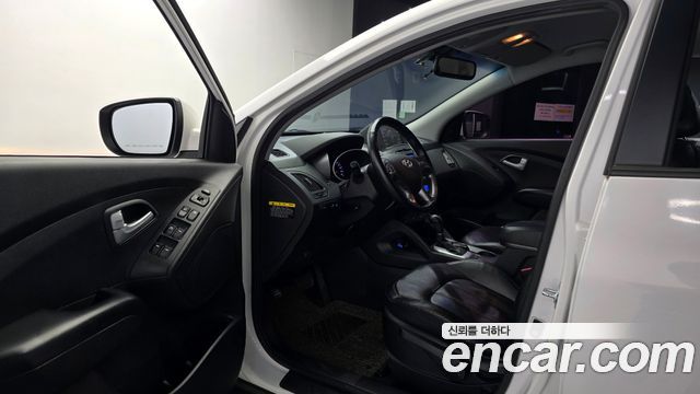 Hyundai Tucson ix Diesel(e-VGT) 2WD Smart special 2014 — фото 10
