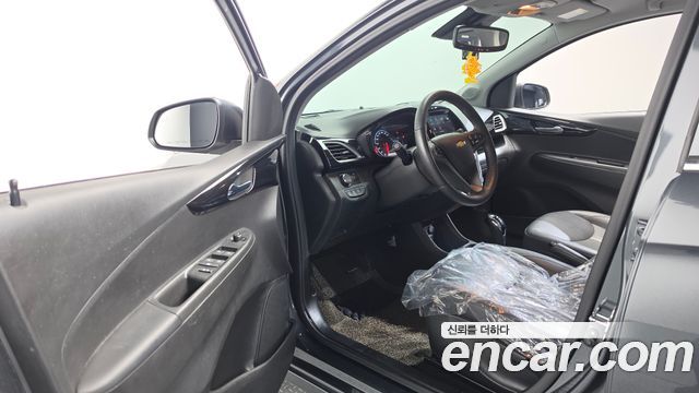 Chevrolet Spark Premier 2021 — фото 10
