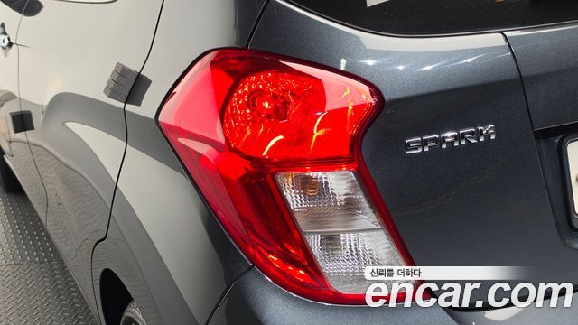 Chevrolet Spark Premier 2021 — фото 23