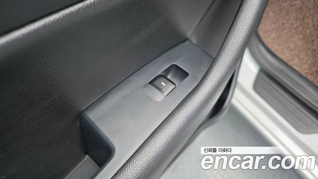 Hyundai Sonata (LF) 2.0 Style Special 2016 — фото 33