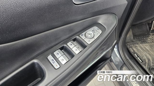 Hyundai Santa Fe Diesel 2.2 2WD Calligraphy 2021 — фото 30