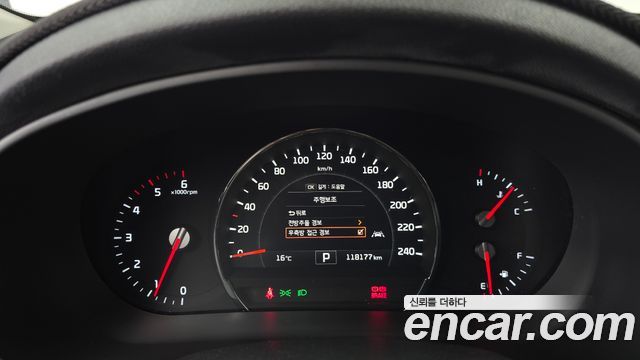 Kia Sorento Diesel 2.2 4WD Noblesse Special 2015 — фото 8