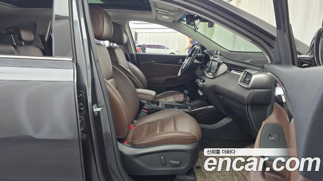 Kia Sorento Diesel 2.2 4WD Noblesse Special 2015 — фото 26