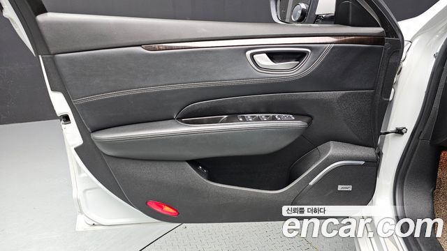 Renault Korea SM6 1.6 TCe RE 2016 — фото 24