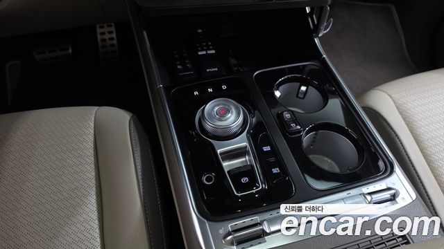 Kia Carnival (IV) Gasoline 7-Seater Hi Limousine Signature 2024 — фото 9
