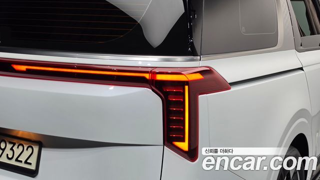 Kia Carnival (IV) Gasoline 7-Seater Hi Limousine Signature 2024 — фото 23