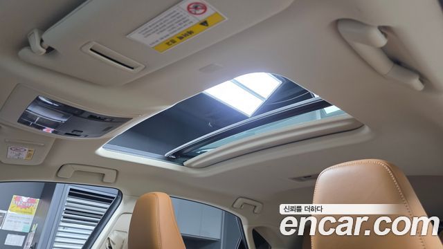 Lexus NX300h Executive 2019 — фото 16