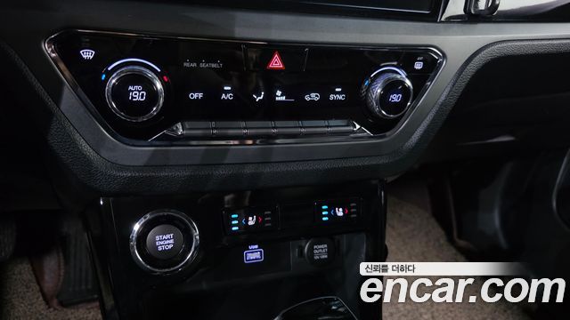 KG Mobility (SsangYong) Beautiful Korando Gasoline 1.5 4WD R-Plus 2022 — фото 16