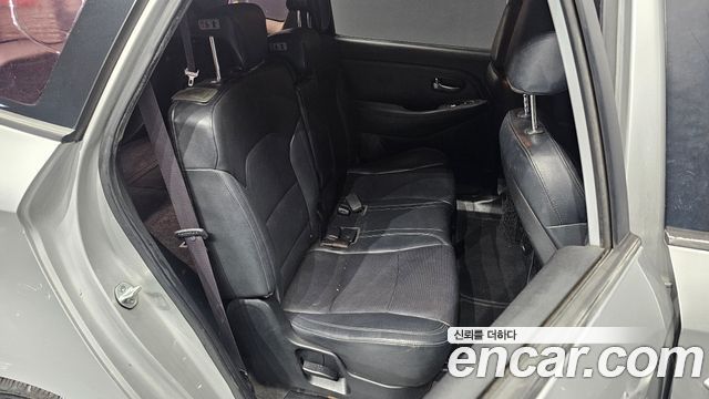 Kia Carens 2.0 LPi Prestige 2014 — фото 11