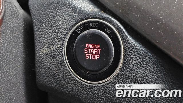 Kia Carens 2.0 LPi Prestige 2014 — фото 18