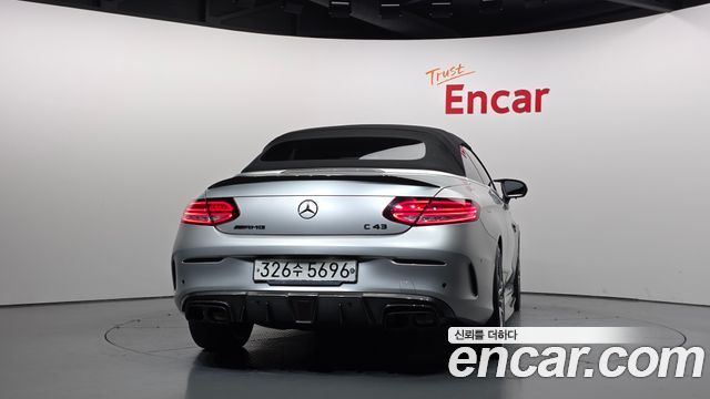 Mercedes-Benz C-Class (W205) C43 AMG 4MATIC Cabrioiet 2019 — фото 4