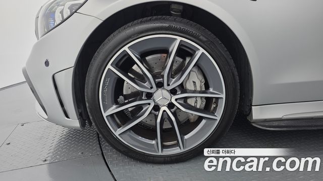 Mercedes-Benz C-Class (W205) C43 AMG 4MATIC Cabrioiet 2019 — фото 5