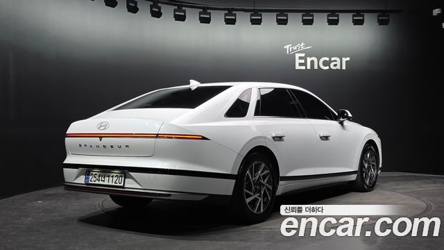 Hyundai Grandeur Hybrid (GN7) Exclusive 2023 — фото 2