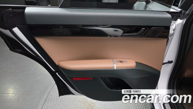 Hyundai Grandeur Hybrid (GN7) Exclusive 2023 — фото 25