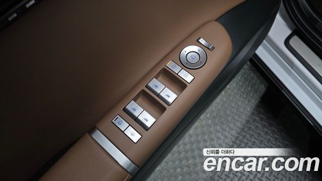 Hyundai Grandeur Hybrid (GN7) Exclusive 2023 — фото 30