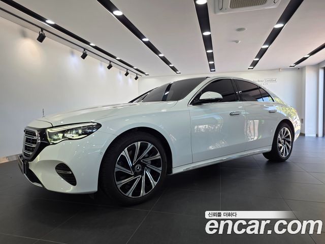 Mercedes-Benz E-Class (W214) E300 4MATIC Exclusive