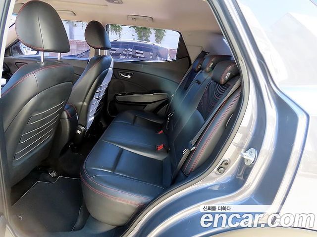 KG Mobility (SsangYong) Tivoli Air Diesel IX 2WD 2017 — фото 6