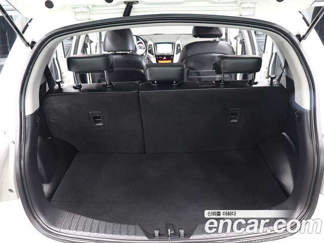 KG Mobility (SsangYong) Tivoli Diesel LX 2WD 2016 — фото 5