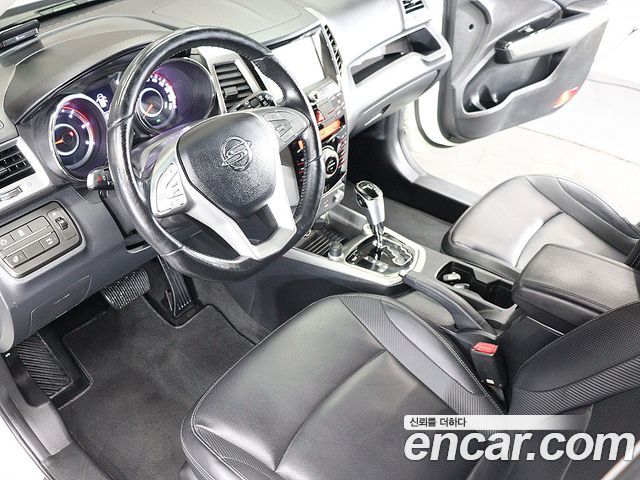 KG Mobility (SsangYong) Tivoli Diesel LX 2WD 2016 — фото 21