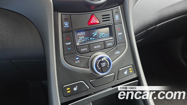 Hyundai Avante 1.6 GDi Smart Standard 2015 — фото 15
