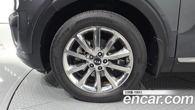 Kia Sorento Diesel 2.0 4WD Noblesse 2015 — фото 5