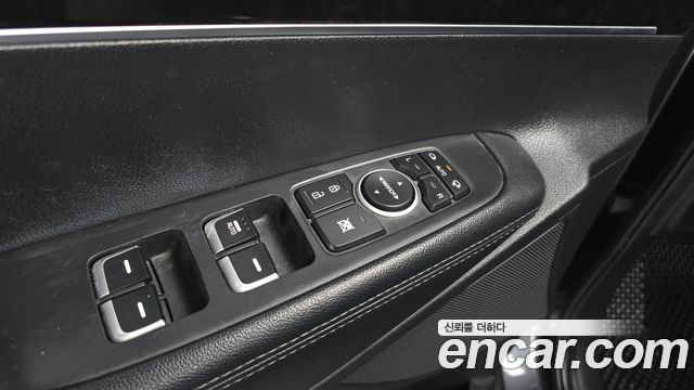 Kia Sorento Diesel 2.0 4WD Noblesse 2015 — фото 29