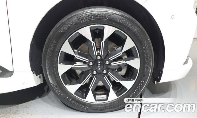 Kia Carnival (IV) Gasoline 7-Seater Hi-Limousine Signature 2022 — фото 27