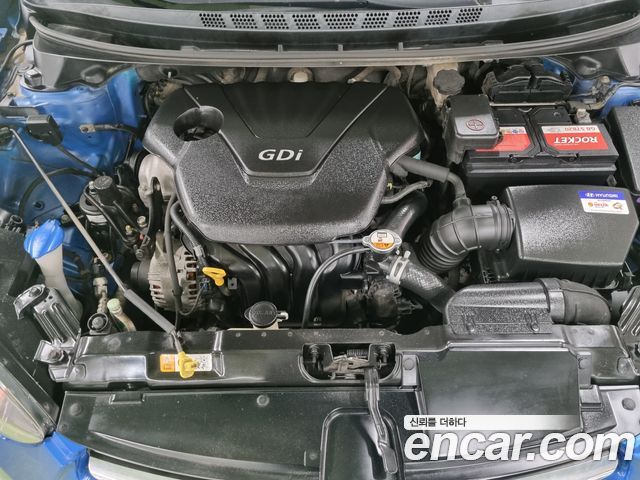 Hyundai Avante 1.6 GDi Smart Standard 2016 — фото 6