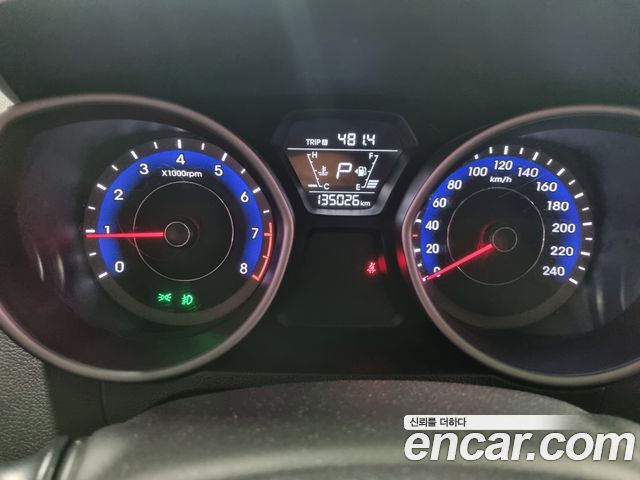 Hyundai Avante 1.6 GDi Smart Standard 2016 — фото 8