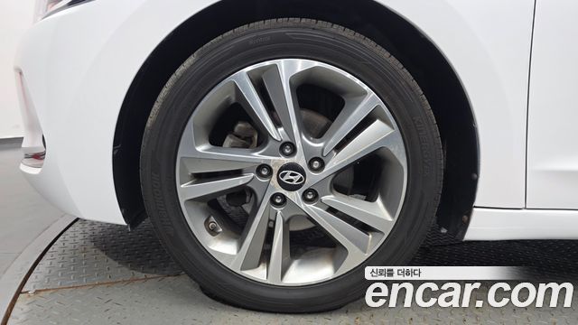 Hyundai Avante (AD) 1.6 GDI Value Plus 2018 — фото 5