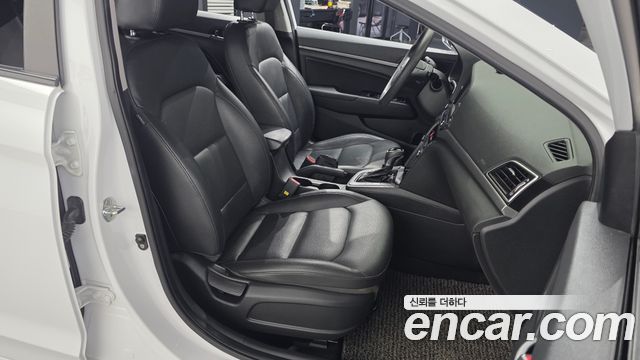 Hyundai Avante (AD) 1.6 GDI Value Plus 2018 — фото 11