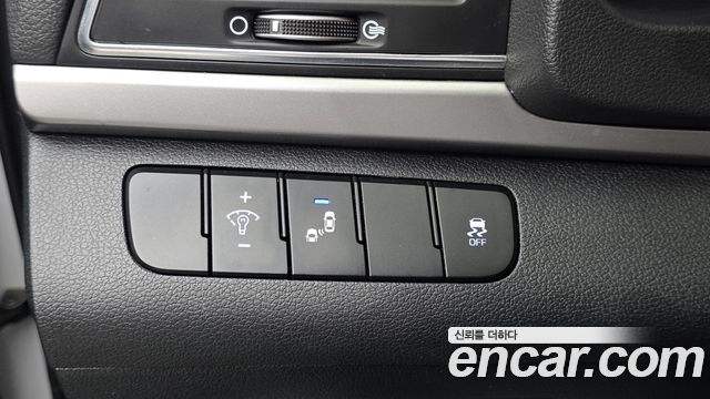 Hyundai Avante (AD) 1.6 GDI Value Plus 2018 — фото 19