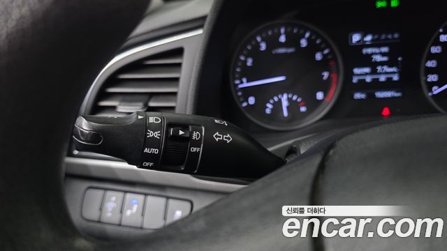 Hyundai Avante (AD) 1.6 GDI Value Plus 2018 — фото 28