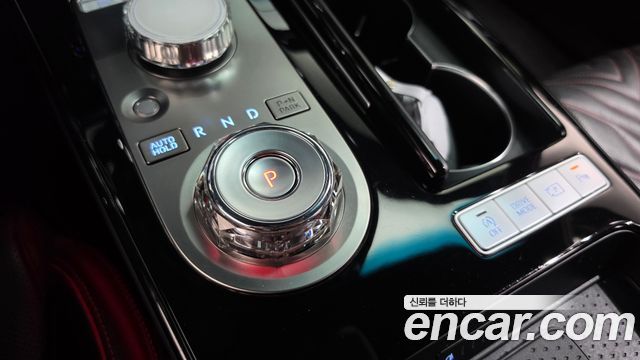 Genesis G80 (RG3) Gasoline 2.5 Turbo 2WD 2025 — фото 9
