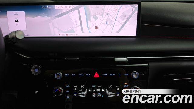 Genesis G80 (RG3) Gasoline 2.5 Turbo 2WD 2025 — фото 12