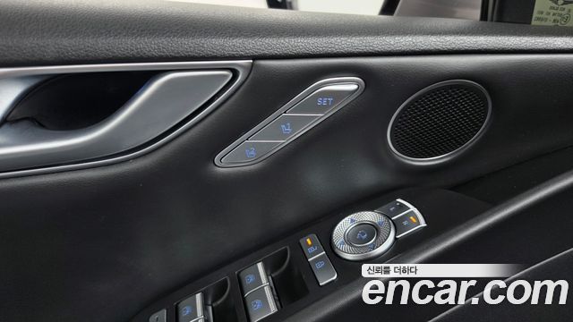 Genesis G80 (RG3) Gasoline 2.5 Turbo 2WD 2025 — фото 35