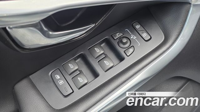 Volvo V40 D3 2nd 2018 — фото 13