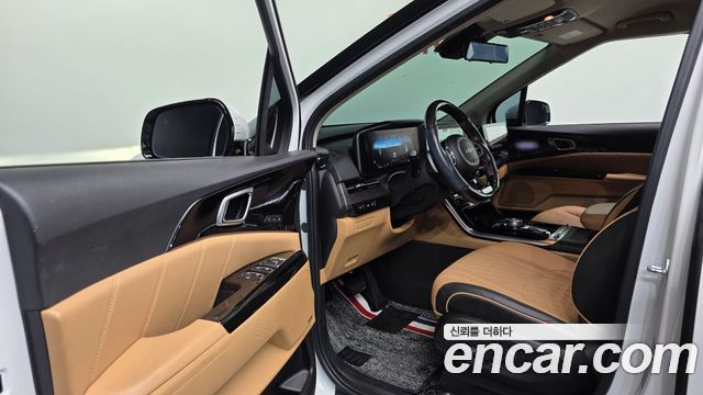 Kia Carnival (IV) Gasoline 9-seater Limousine(Special vehicle) 2022 — фото 10