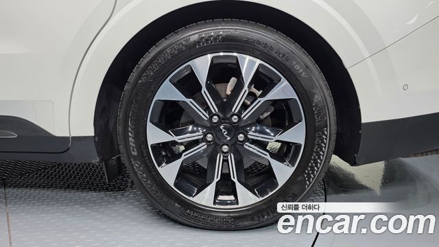 Kia Carnival (IV) Gasoline 9-seater Limousine(Special vehicle) 2022 — фото 21