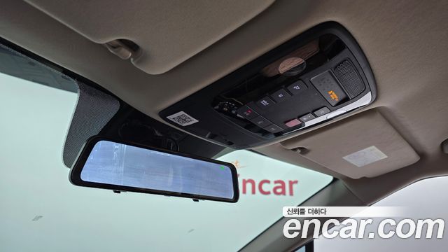 Kia Carnival (IV) Gasoline 9-seater Limousine(Special vehicle) 2022 — фото 30