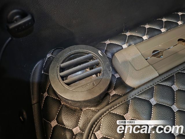 Kia Carnival (IV) Gasoline 9-seater Limousine(Special vehicle) 2022 — фото 37