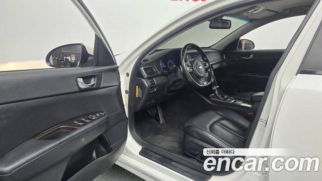 Kia K5 (II) 1.7 Diesel SX Noblesse 2016 — фото 10